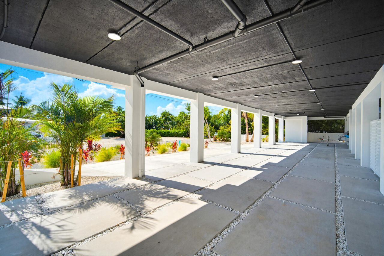 1041 E Buttonwood Drive, Sugarloaf, FL 33042 Photo