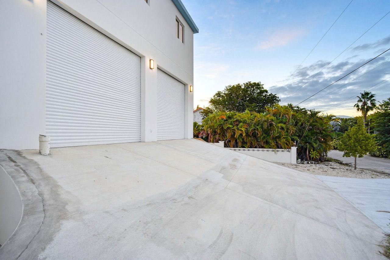 1041 E Buttonwood Drive, Sugarloaf, FL 33042 Photo