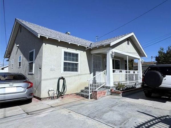 4323 W 105th Street, Inglewood, CA 90304