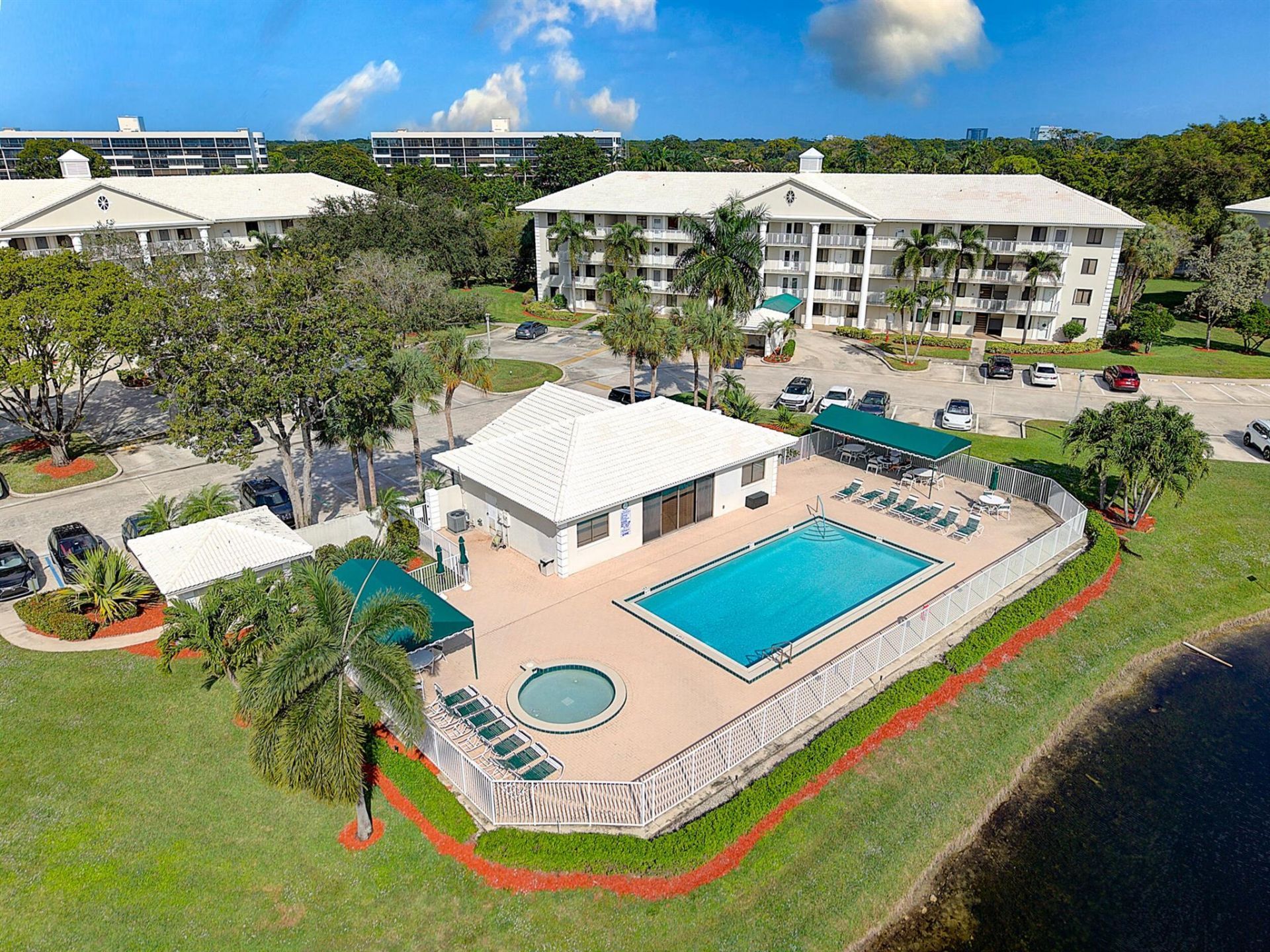 6061 Balboa Circle, Unit 102, Boca Raton, FL 33433 Photo