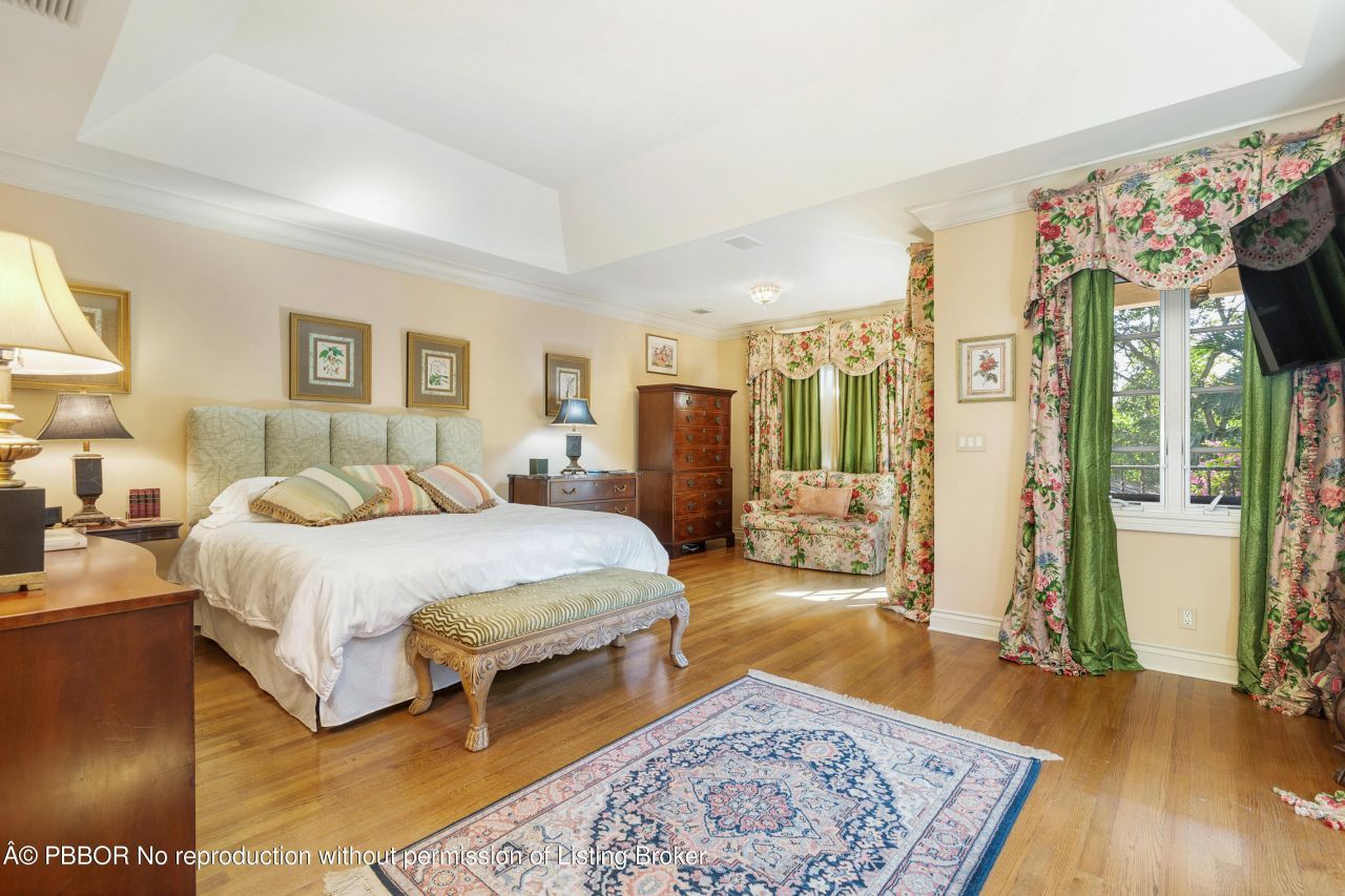 446 Brazilian Avenue, Unit 446, Palm Beach, FL 33480 Photo