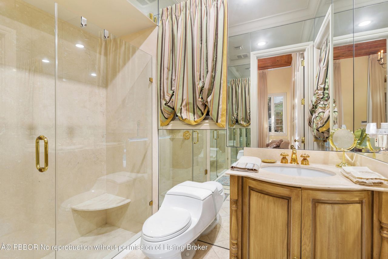 446 Brazilian Avenue, Unit 446, Palm Beach, FL 33480 Photo