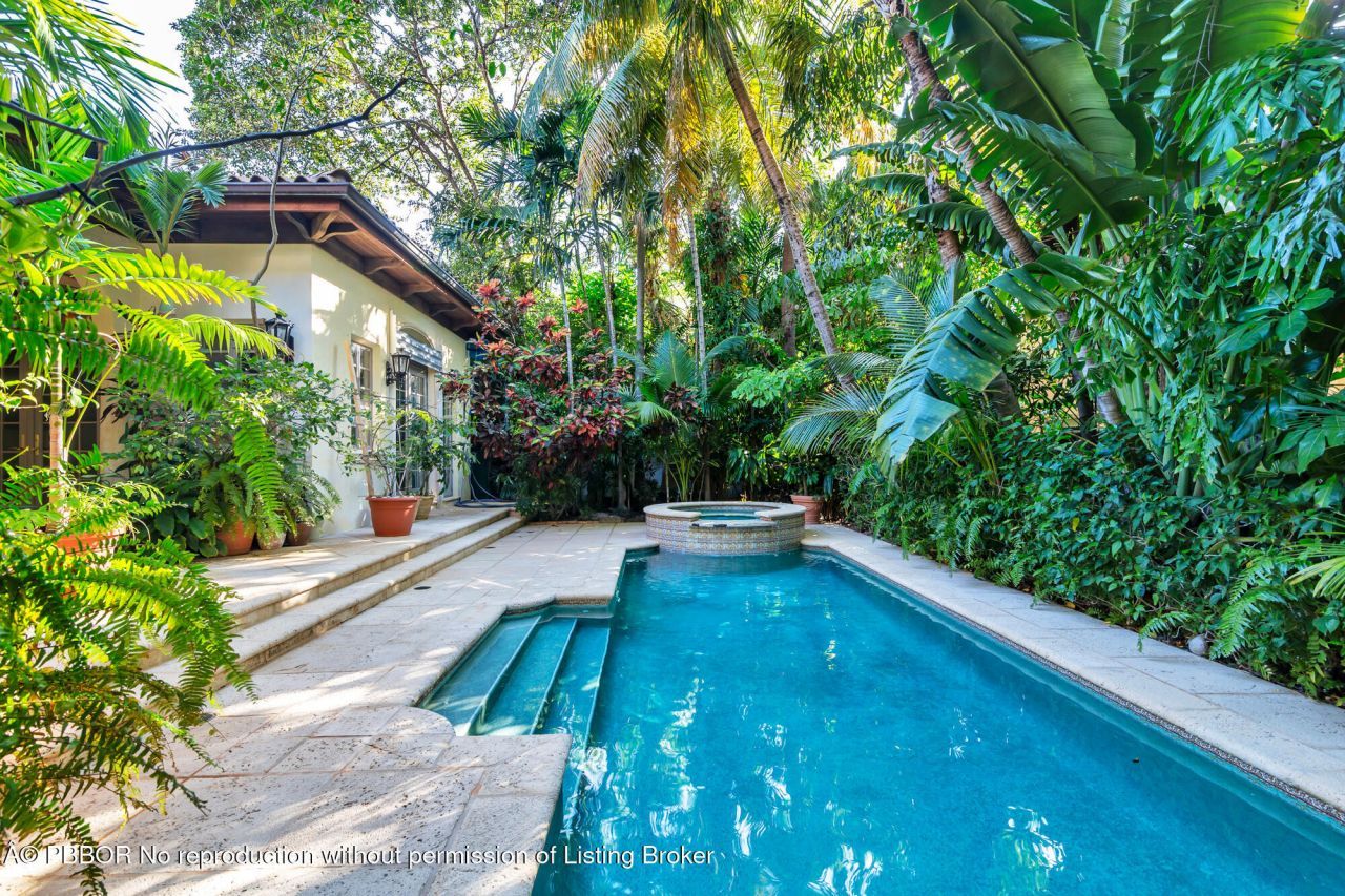 446 Brazilian Avenue, Unit 446, Palm Beach, FL 33480 Photo