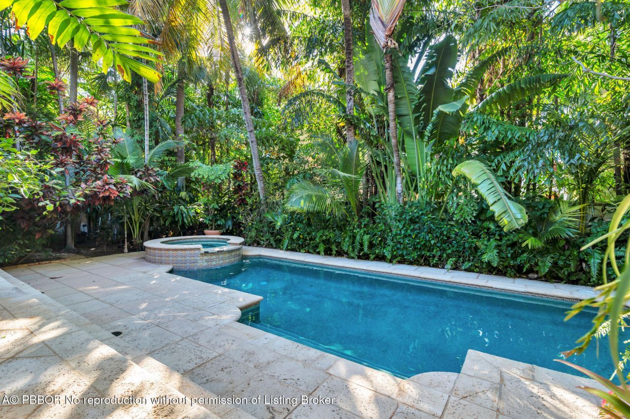 446 Brazilian Avenue, Unit 446, Palm Beach, FL 33480 Photo