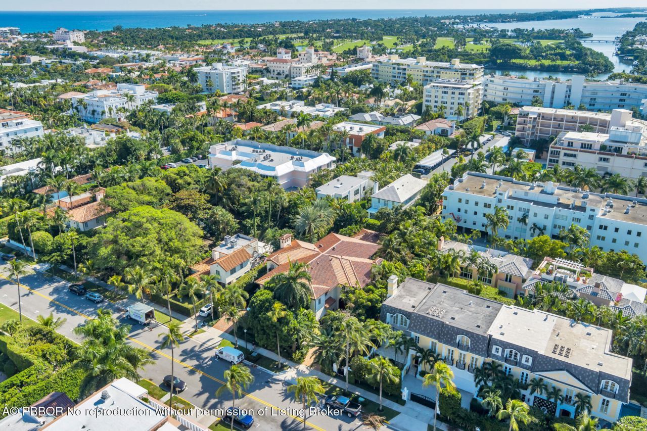 446 Brazilian Avenue, Unit 446, Palm Beach, FL 33480 Photo