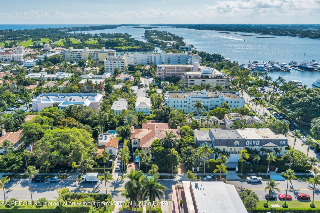 446 Brazilian Avenue, Unit 446, Palm Beach, FL 33480 Photo