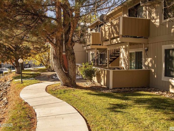 3865 E Leonesio Drive, Unit H1, Reno, NV 89512