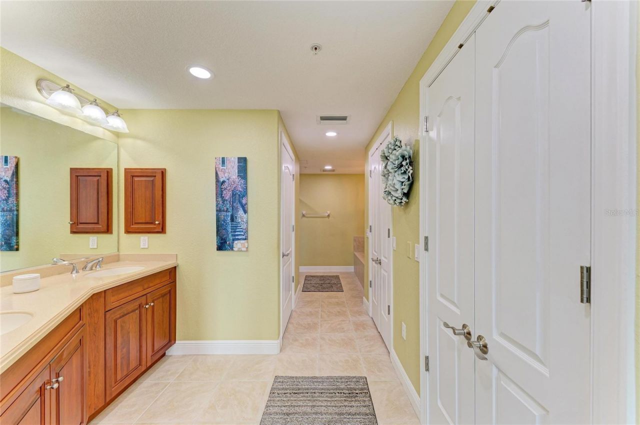 501 Haben Boulevard, Unit 606, Palmetto, FL 34221 Photo