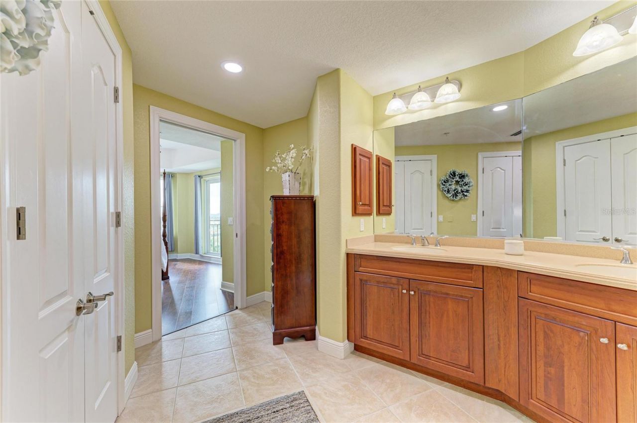 501 Haben Boulevard, Unit 606, Palmetto, FL 34221 Photo