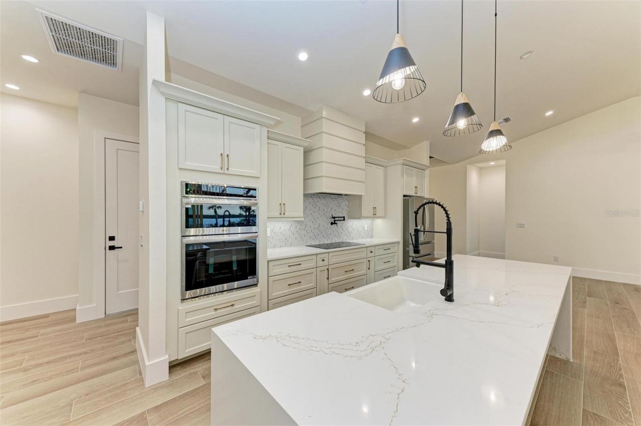 6100 Riverside Drive, Punta Gorda, FL 33982 Photo