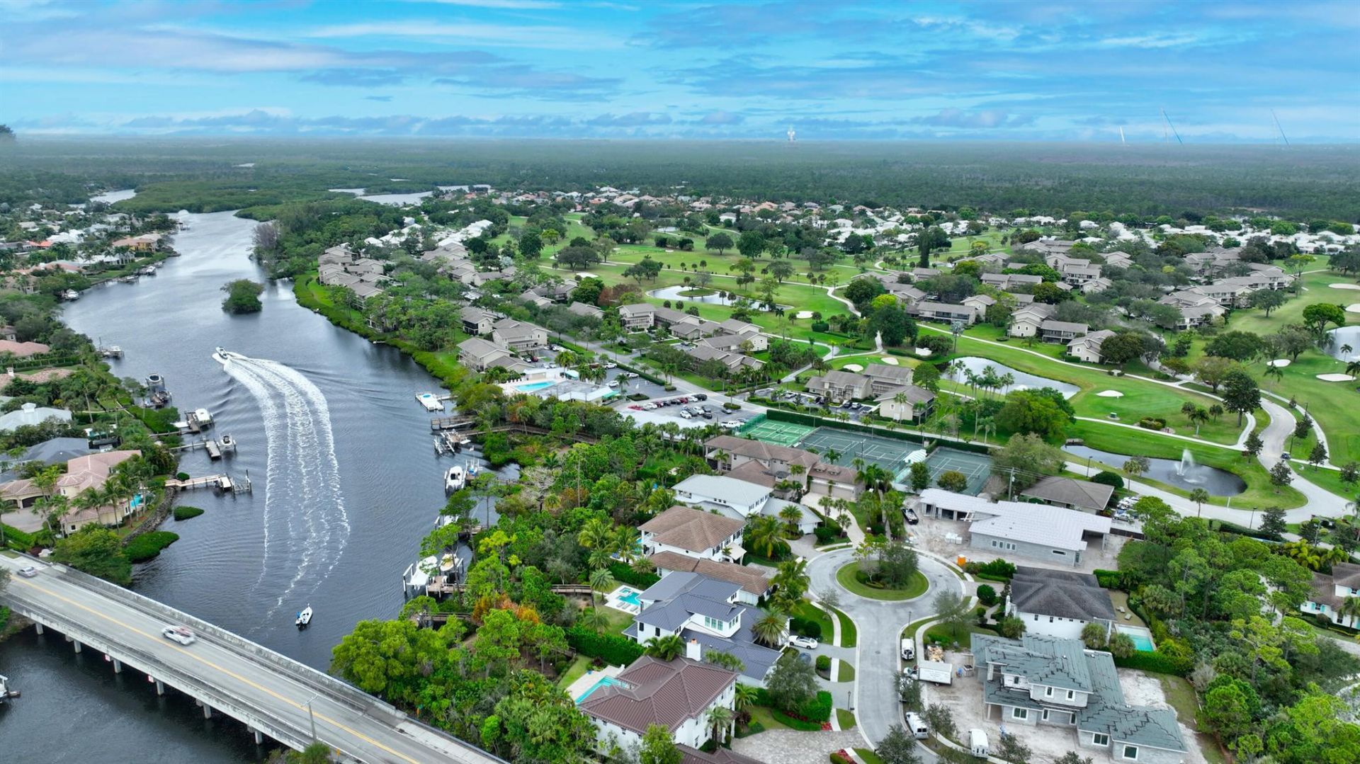 18350 SE Wood Haven Lane, Unit J, Jupiter, FL 33469 Photo