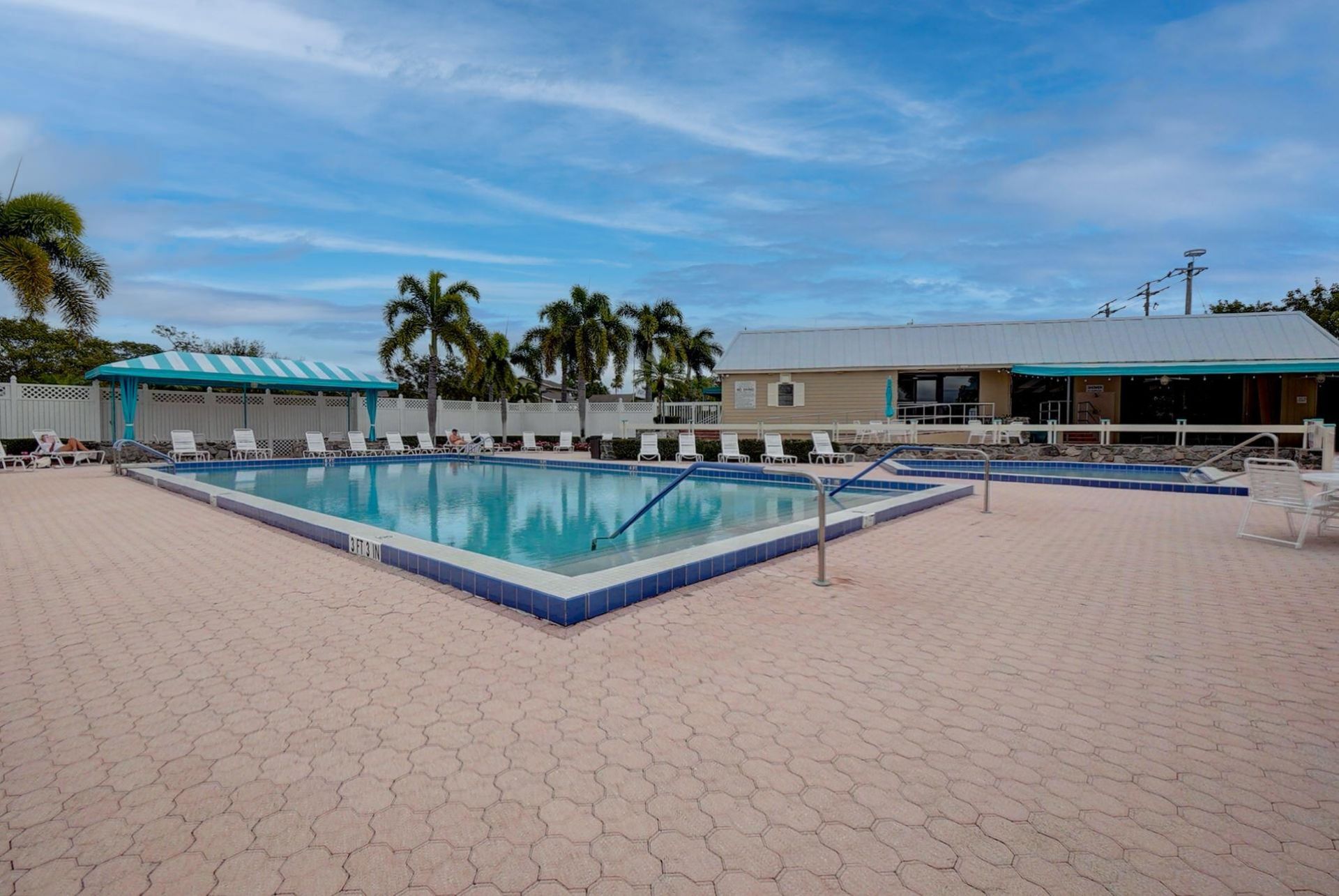 18350 SE Wood Haven Lane, Unit J, Jupiter, FL 33469 Photo