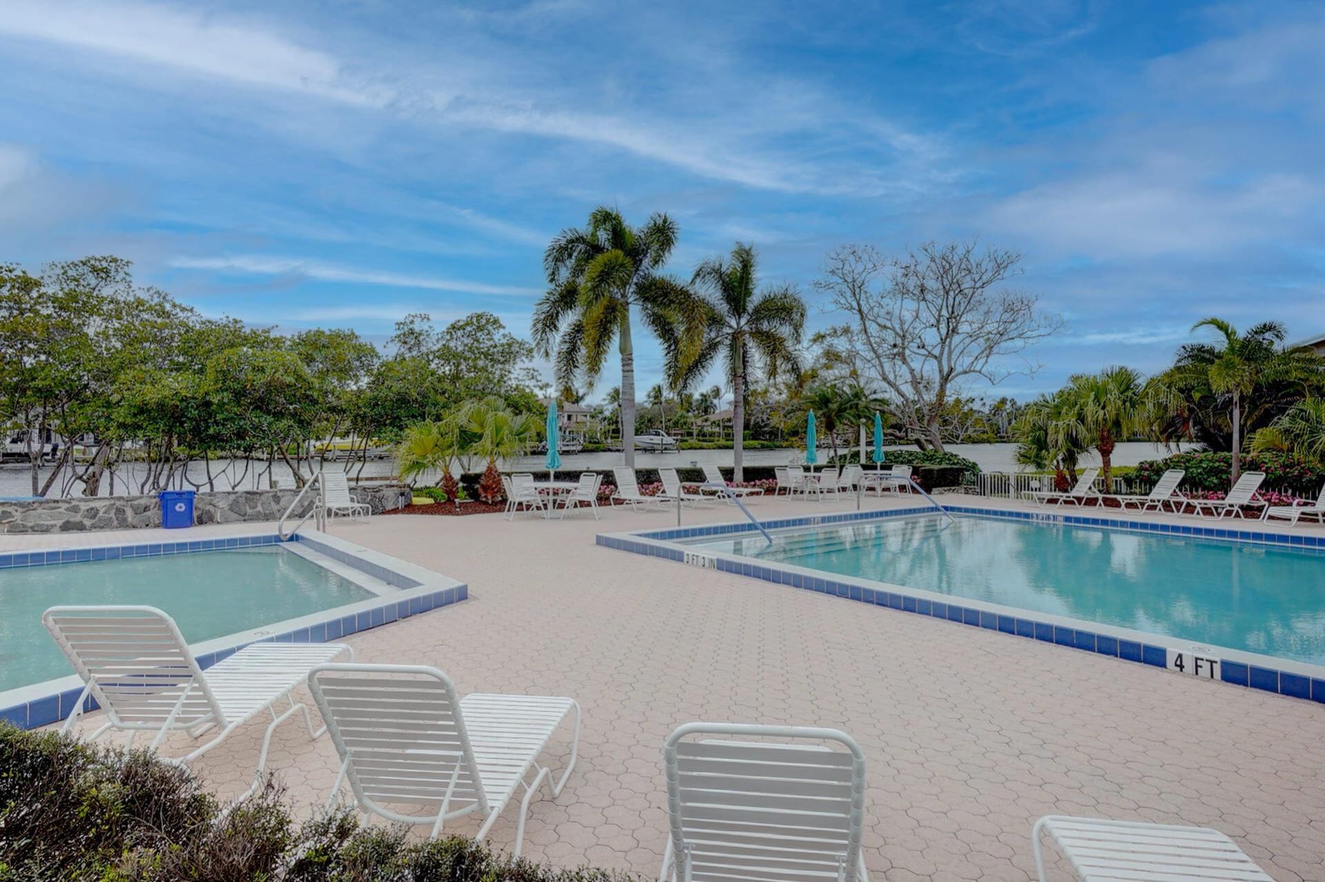 18350 SE Wood Haven Lane, Unit J, Jupiter, FL 33469 Photo