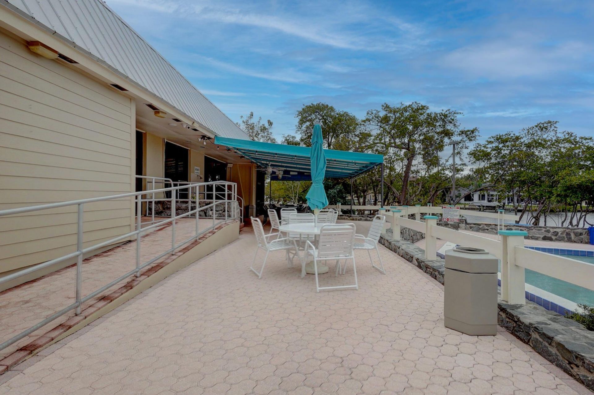 18350 SE Wood Haven Lane, Unit J, Jupiter, FL 33469 Photo