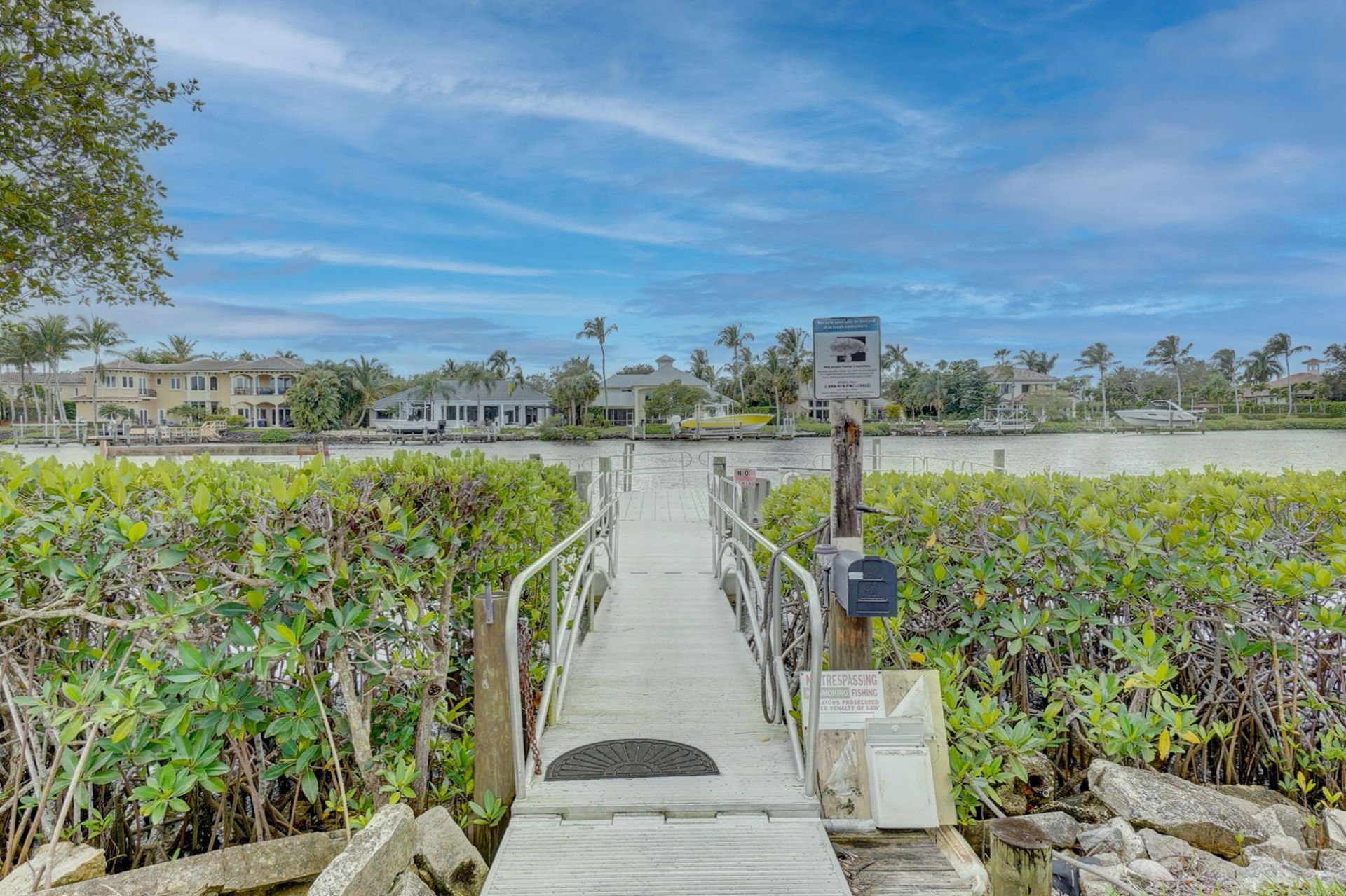 18350 SE Wood Haven Lane, Unit J, Jupiter, FL 33469 Photo