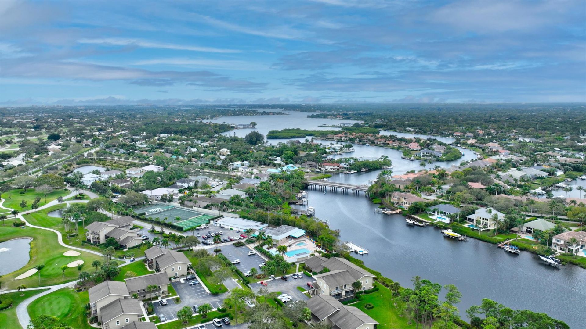 18350 SE Wood Haven Lane, Unit J, Jupiter, FL 33469 Photo