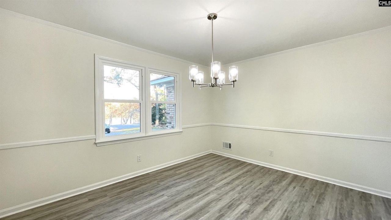 140 Park Shore Drive E Photo 14