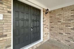 140 Park Shore Drive E photo 4