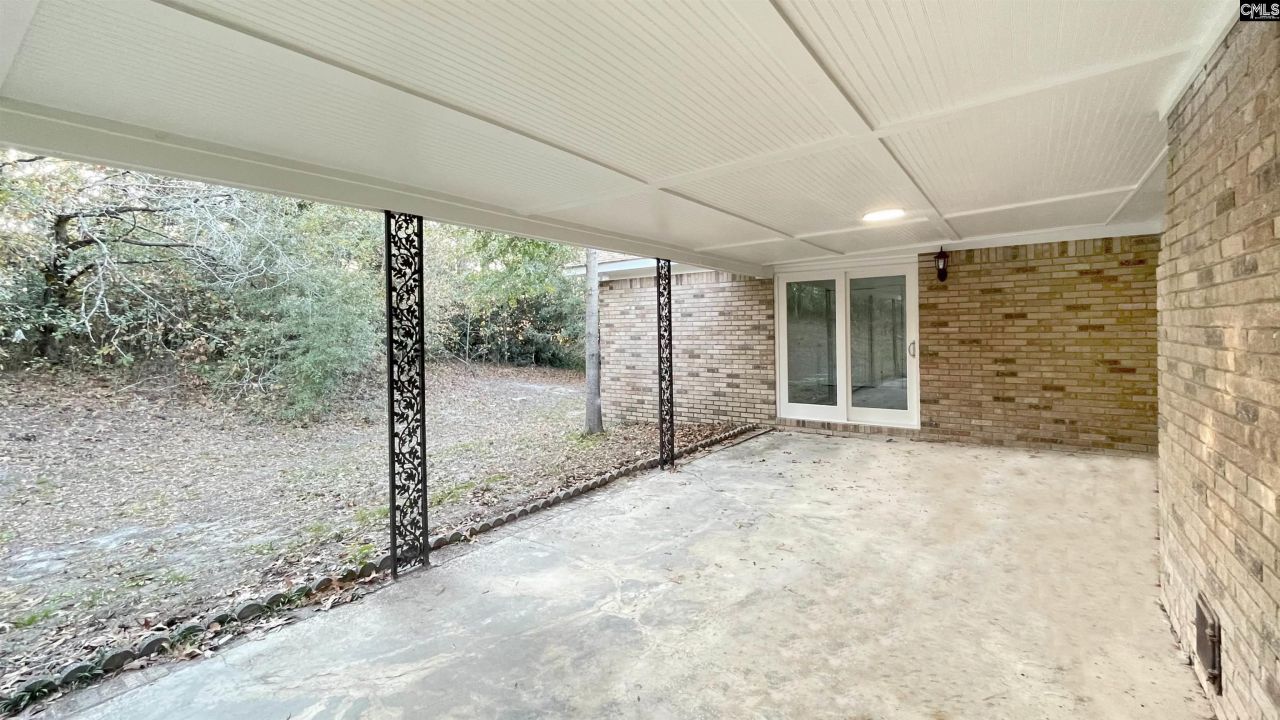 140 Park Shore Drive E Photo 29