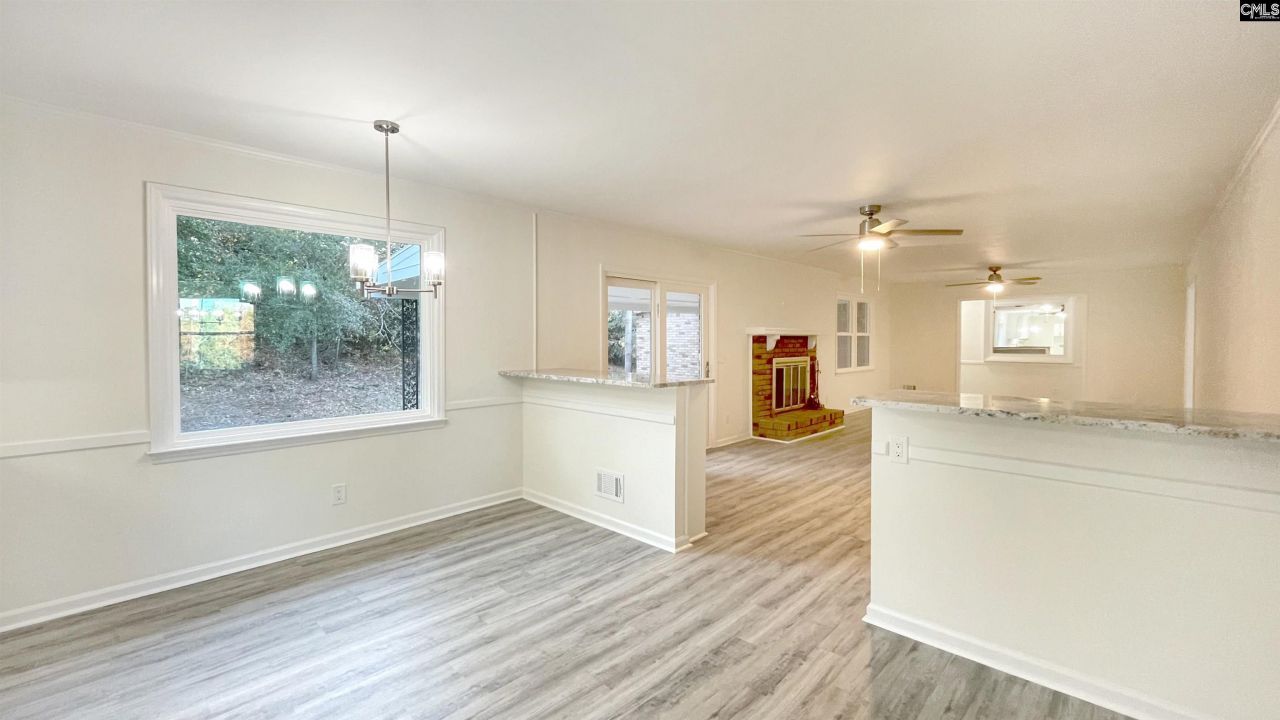 140 Park Shore Drive E Photo 7