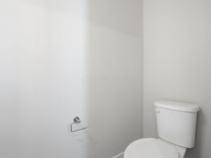 284 Olympic Loop, Commercial Point, OH 43116 Photo 15