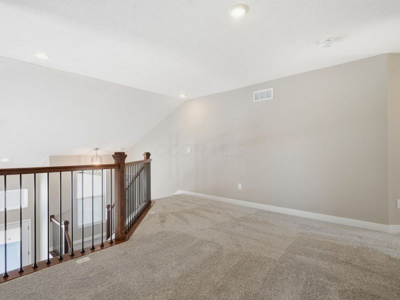 284 Olympic Loop, Commercial Point, OH 43116 Photo 26