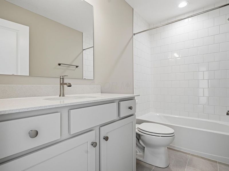 284 Olympic Loop, Commercial Point, OH 43116 Photo 35