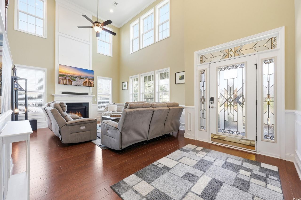 1161 Wyatt Ln. Photo 4