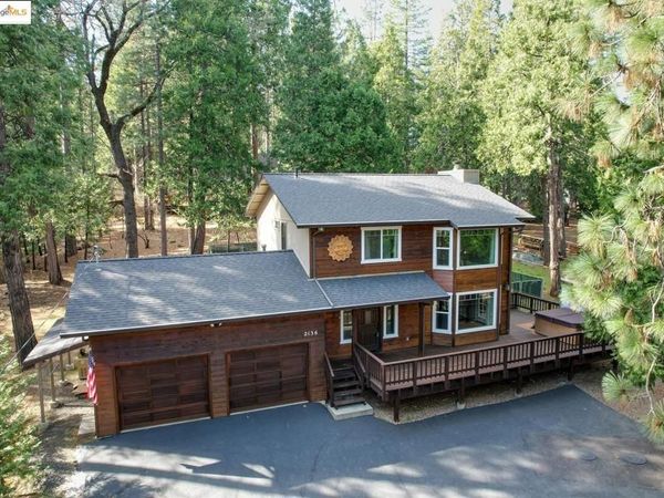 2136 Silver Drive, Arnold, CA 95223