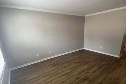 1059 Eastover Drive photo 4