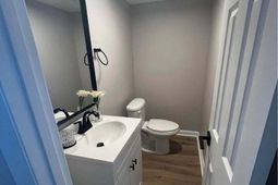 1059 Eastover Drive photo 4