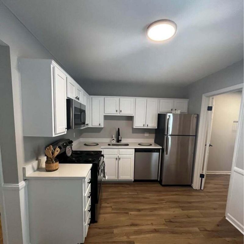 1059 Eastover Drive Photo 5