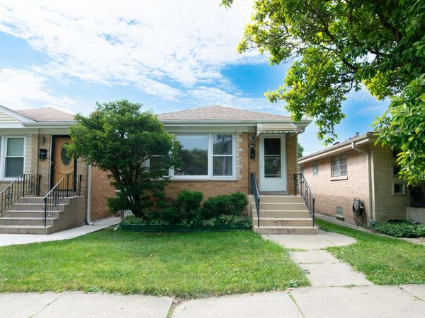 5019 W Carmen Avenue, Chicago, IL 60630