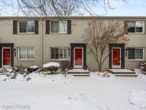 1724 Graefield Road, Birmingham, MI 48009