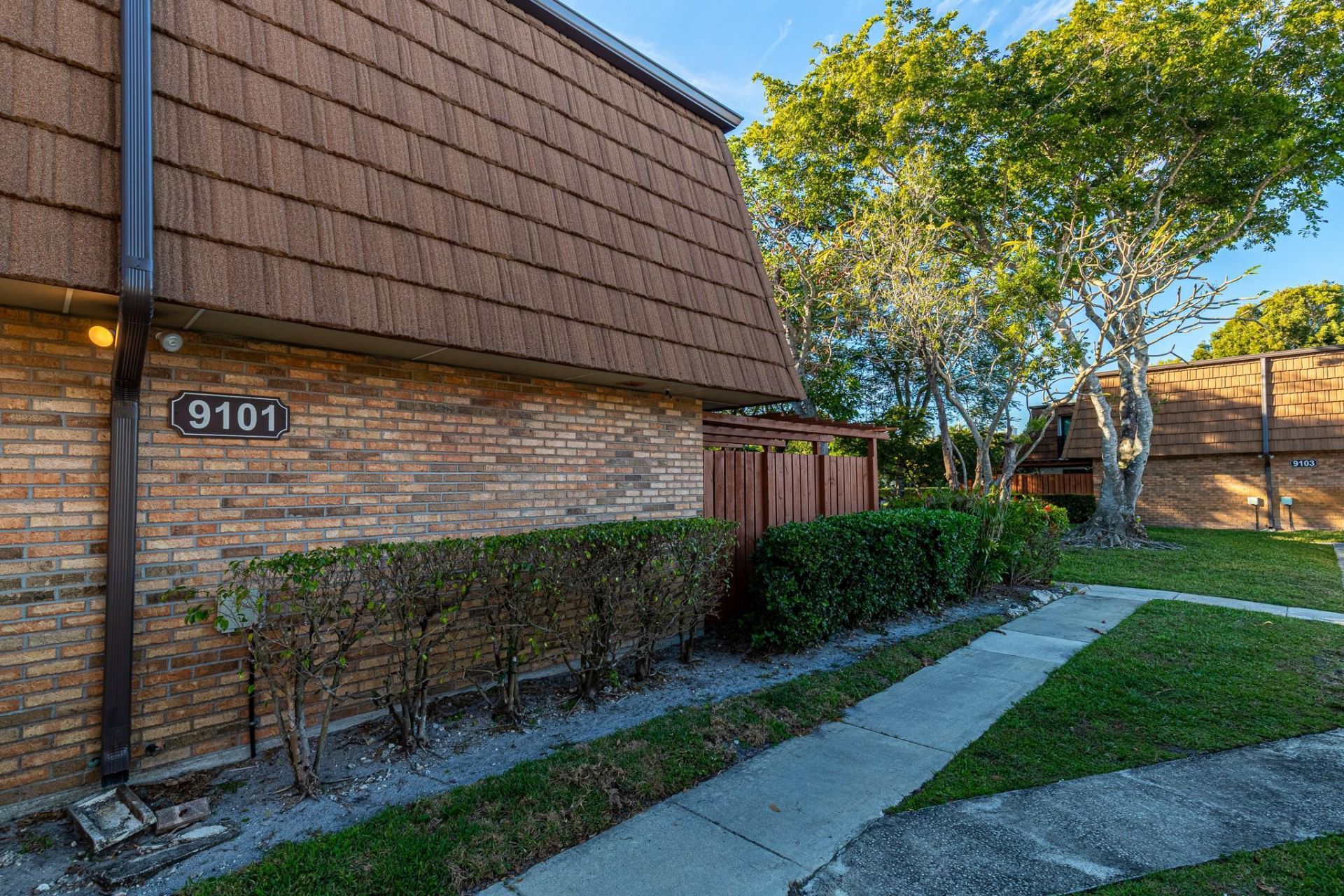 9101 SW 19th Place, Unit B, Davie, FL 33324 Photo