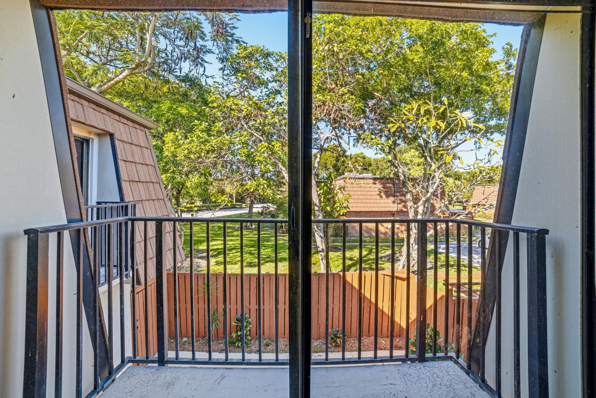 9101 SW 19th Place, Unit B, Davie, FL 33324 Photo