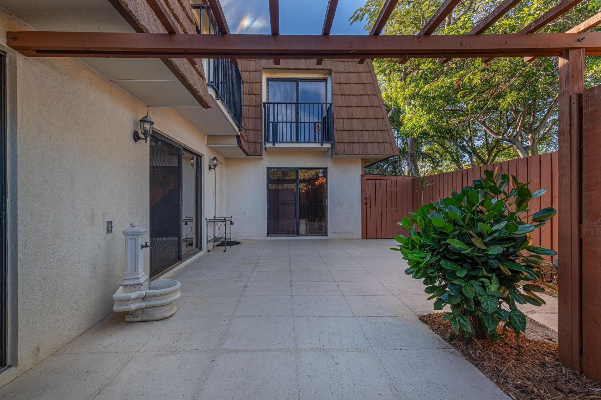 9101 SW 19th Place, Unit B, Davie, FL 33324 Photo