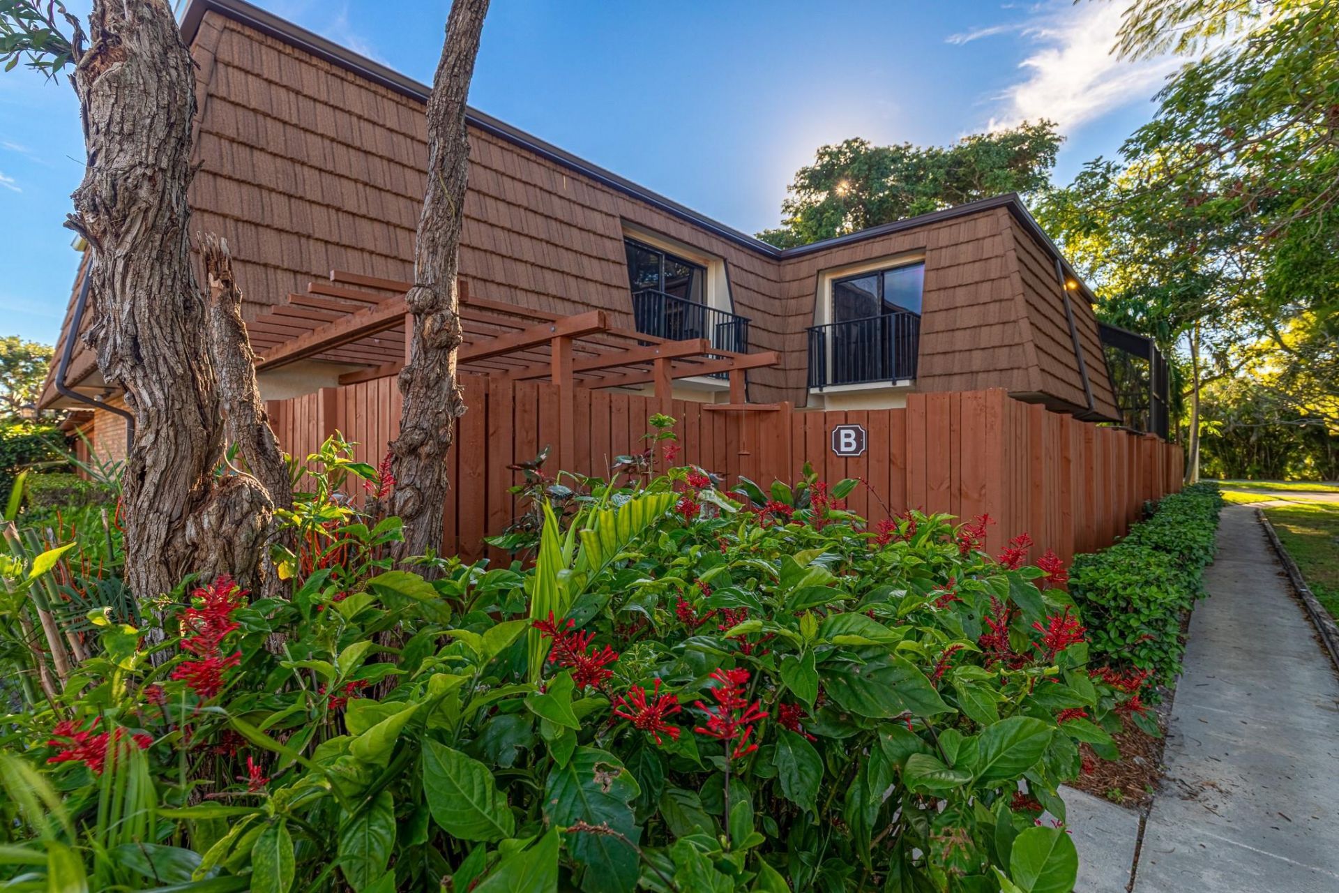 9101 SW 19th Place, Unit B, Davie, FL 33324 Photo