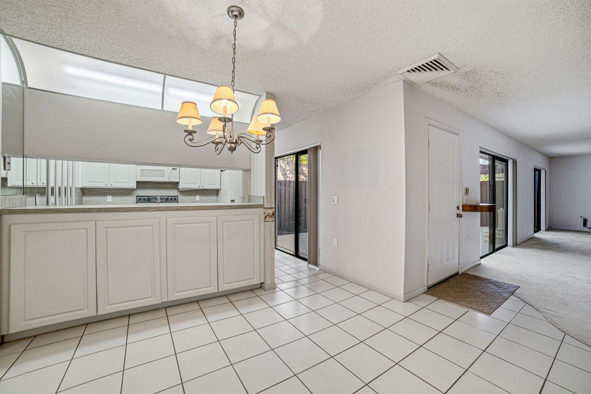9101 SW 19th Place, Unit B, Davie, FL 33324 Photo