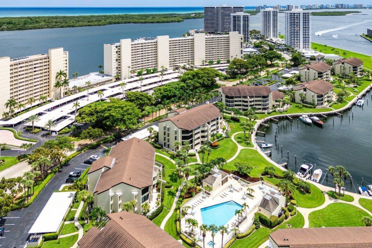 1109 Marine Way E L4r Way E, North Palm Beach, FL 33408 Photo
