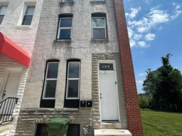 811 N MOUNT STREET, BALTIMORE, MD 21217