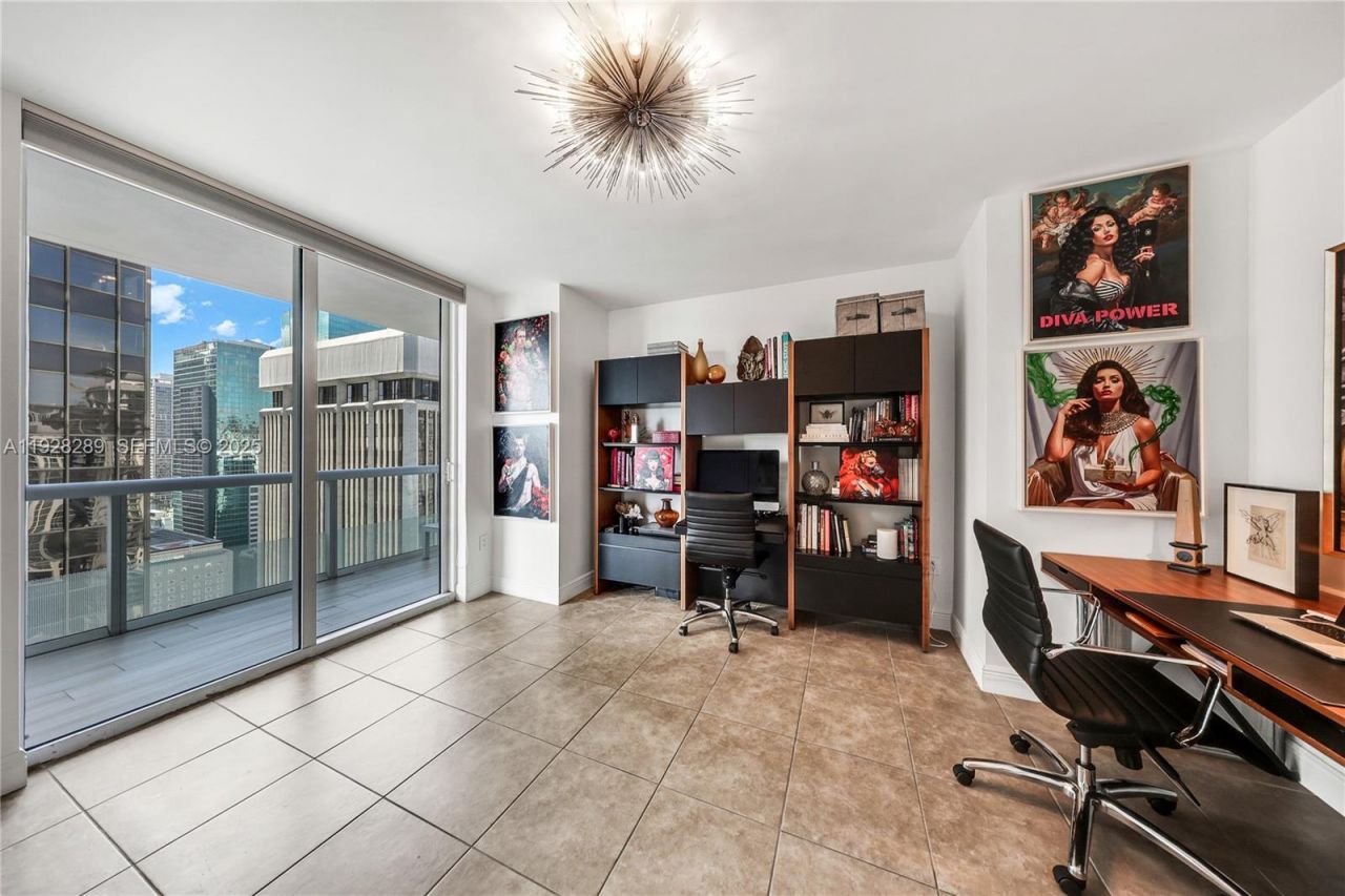 50 Biscayne Blvd, Unit 3311, Miami, FL 33132 Photo