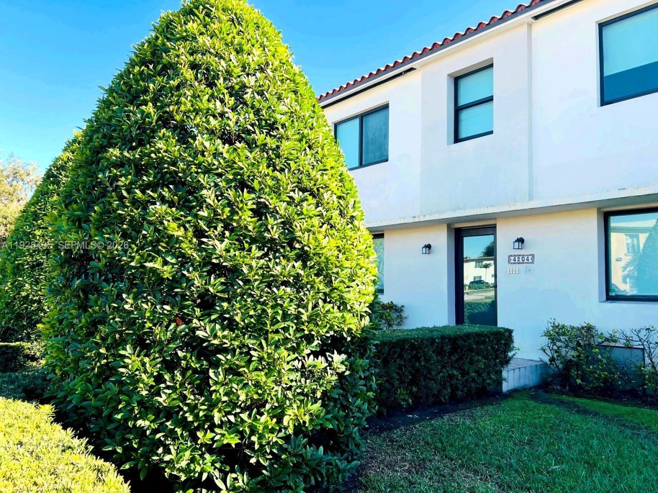 4204 SW 14 St, Unit 3, Miami, FL 33134 Photo