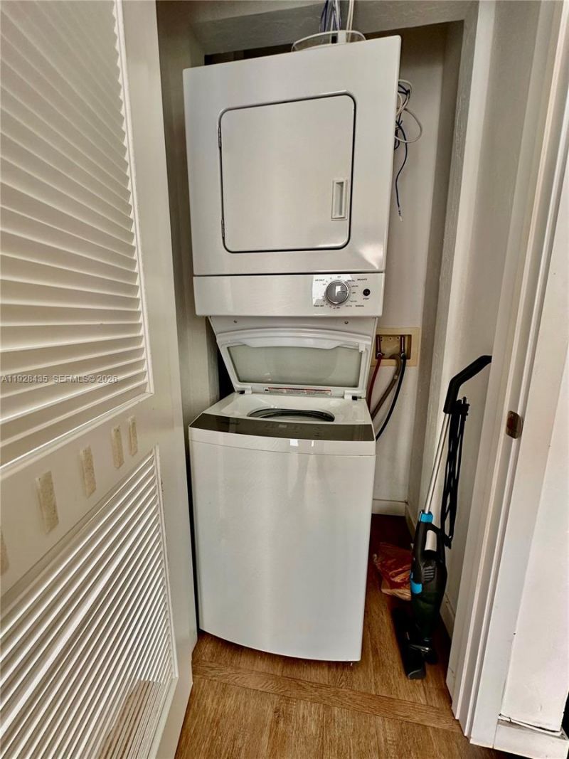 4204 SW 14 St, Unit 3, Miami, FL 33134 Photo