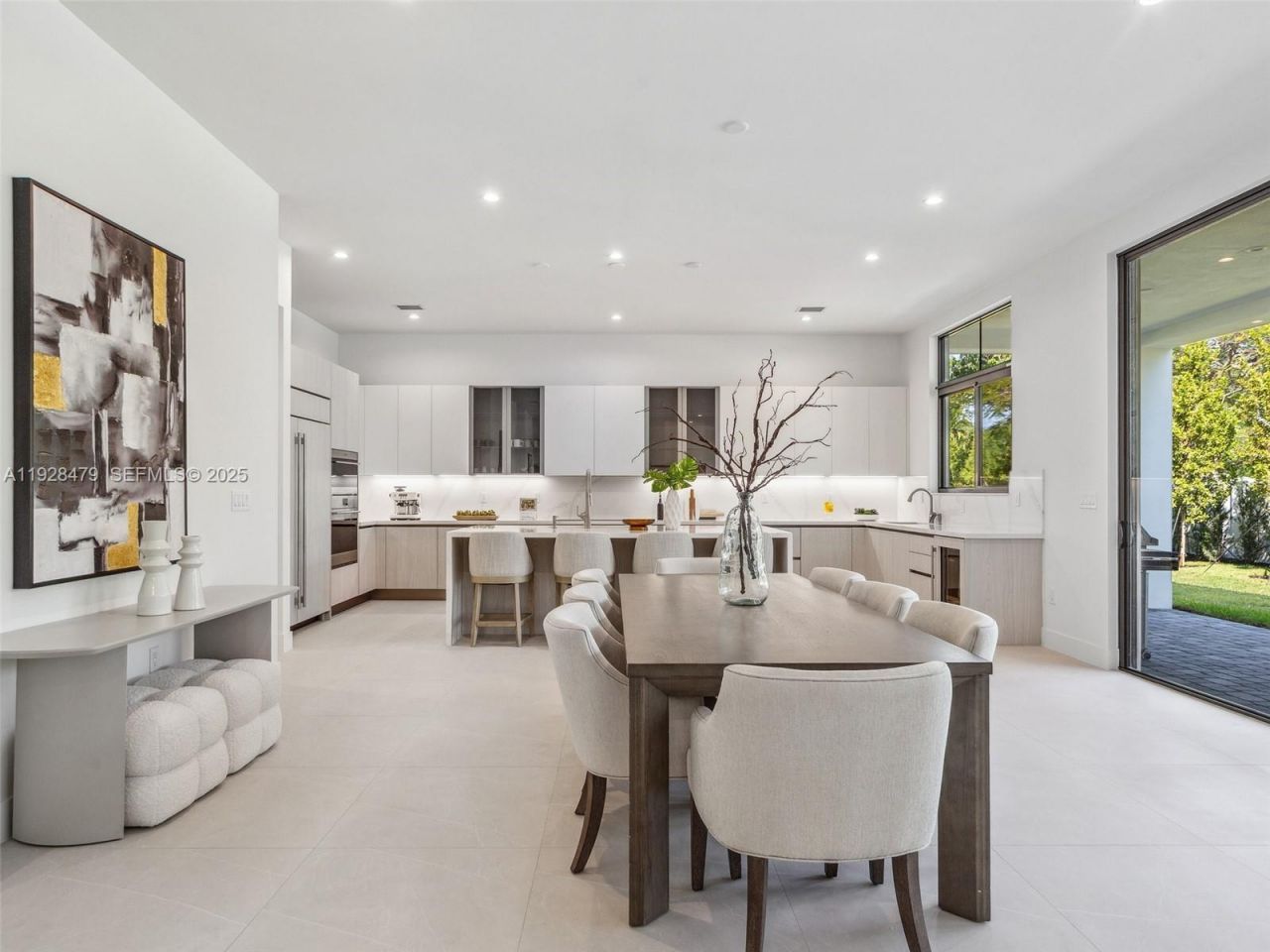 7285 SW 72nd Ter, Miami, FL 33143 Photo