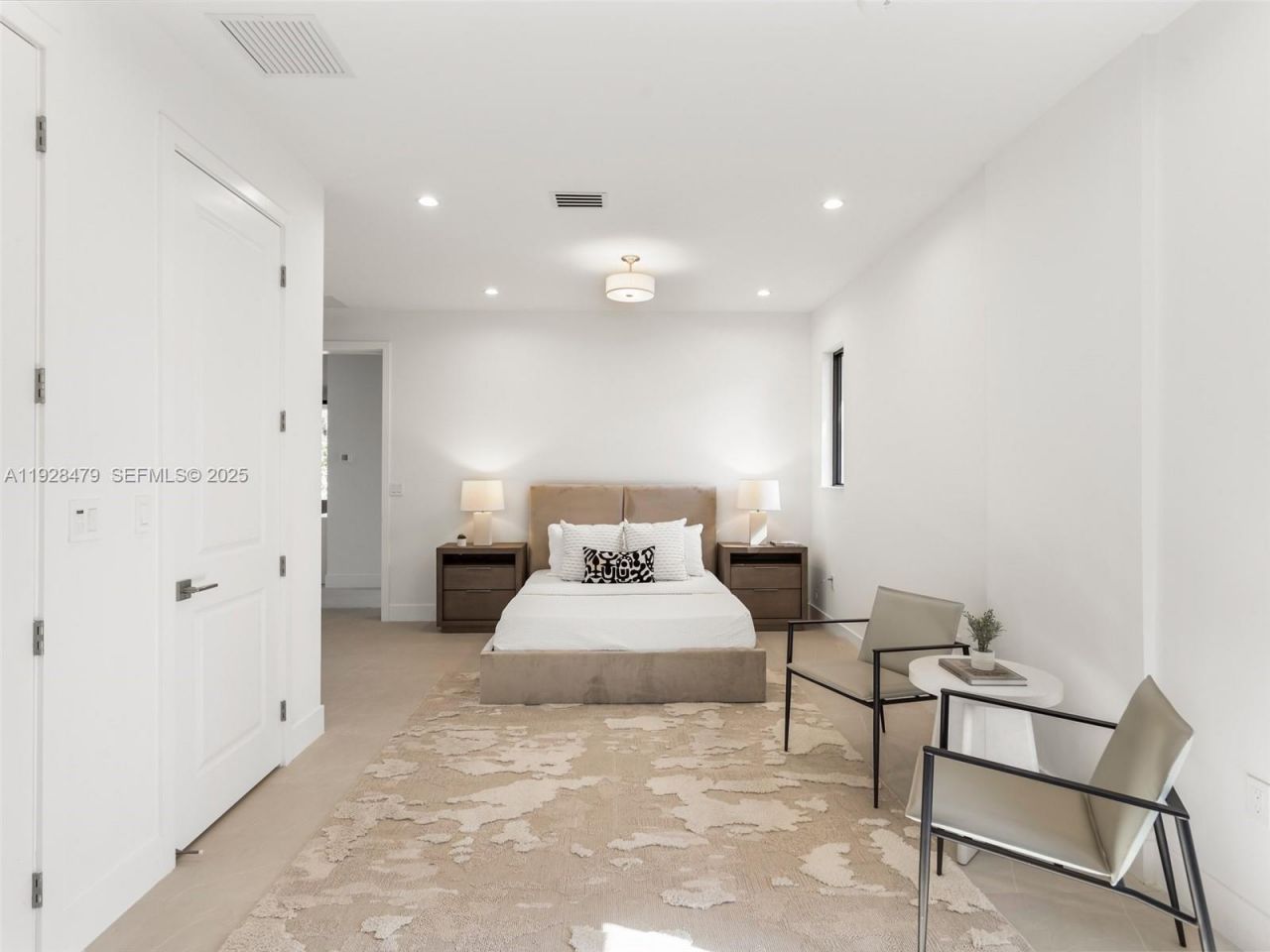 7285 SW 72nd Ter, Miami, FL 33143 Photo