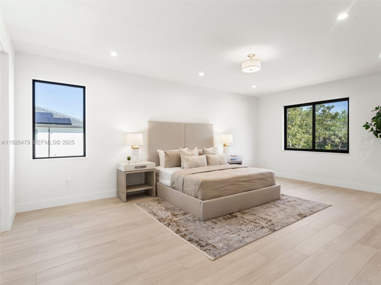 7285 SW 72nd Ter, Miami, FL 33143 Photo