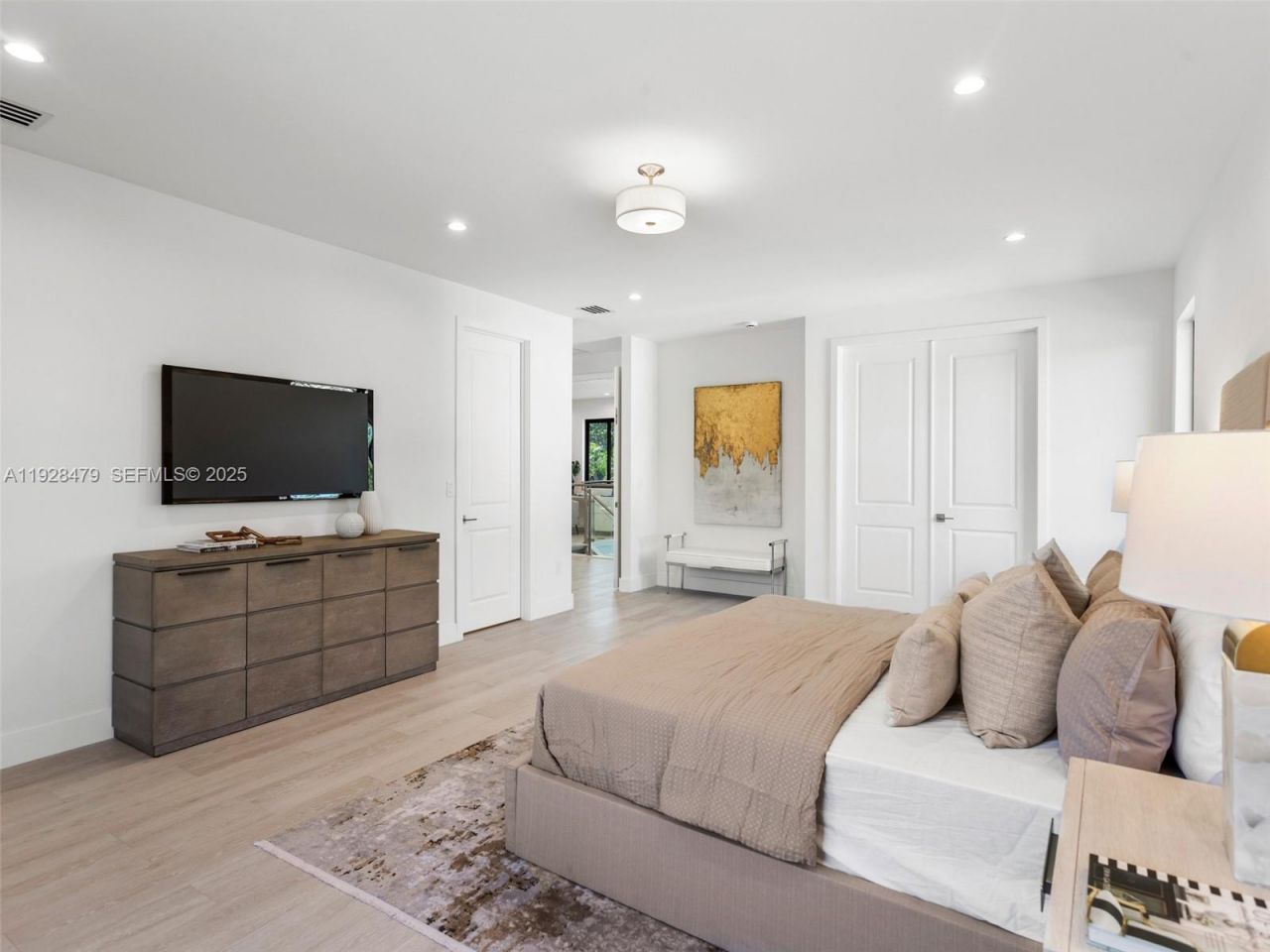 7285 SW 72nd Ter, Miami, FL 33143 Photo