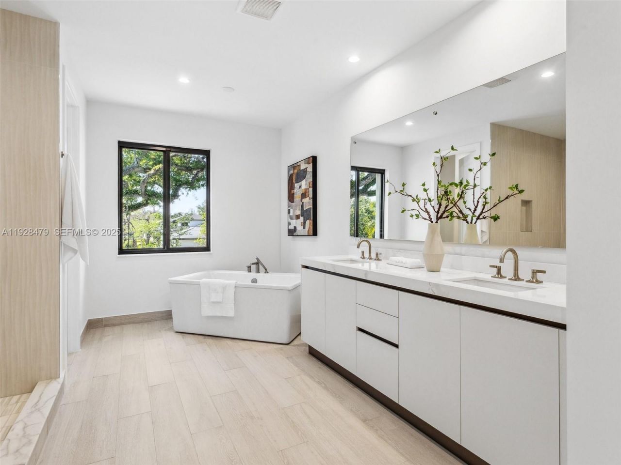 7285 SW 72nd Ter, Miami, FL 33143 Photo