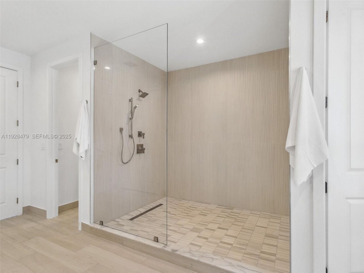 7285 SW 72nd Ter, Miami, FL 33143 Photo